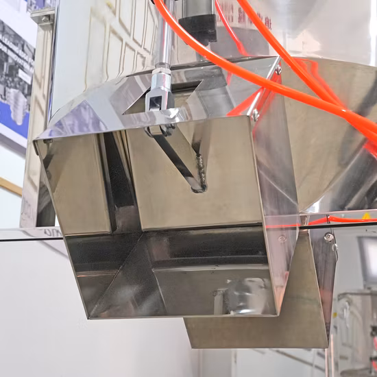Китай Tosion Calzoni Италия Intermot NHM для Bobcat Iam Jmdg Five Star Низкая скорость с высоким крутящим моментом Hidrolik Масляное ведущее колесо Радиально-поршневой гидравлический двигатель